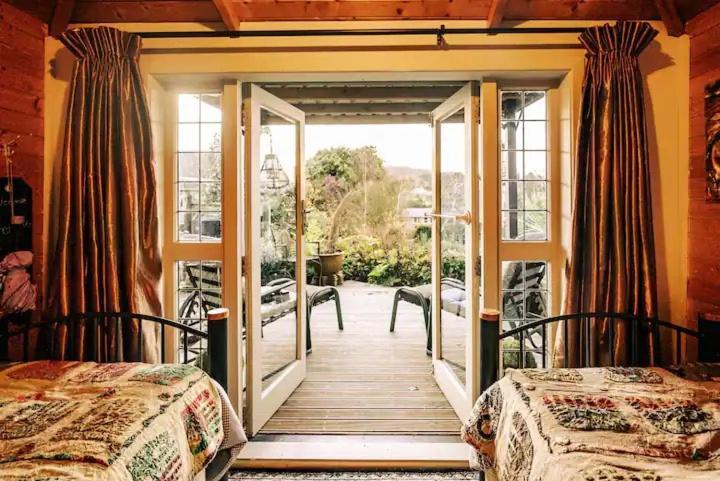 Starry Nights Cabin Fever Waikino Εξωτερικό φωτογραφία